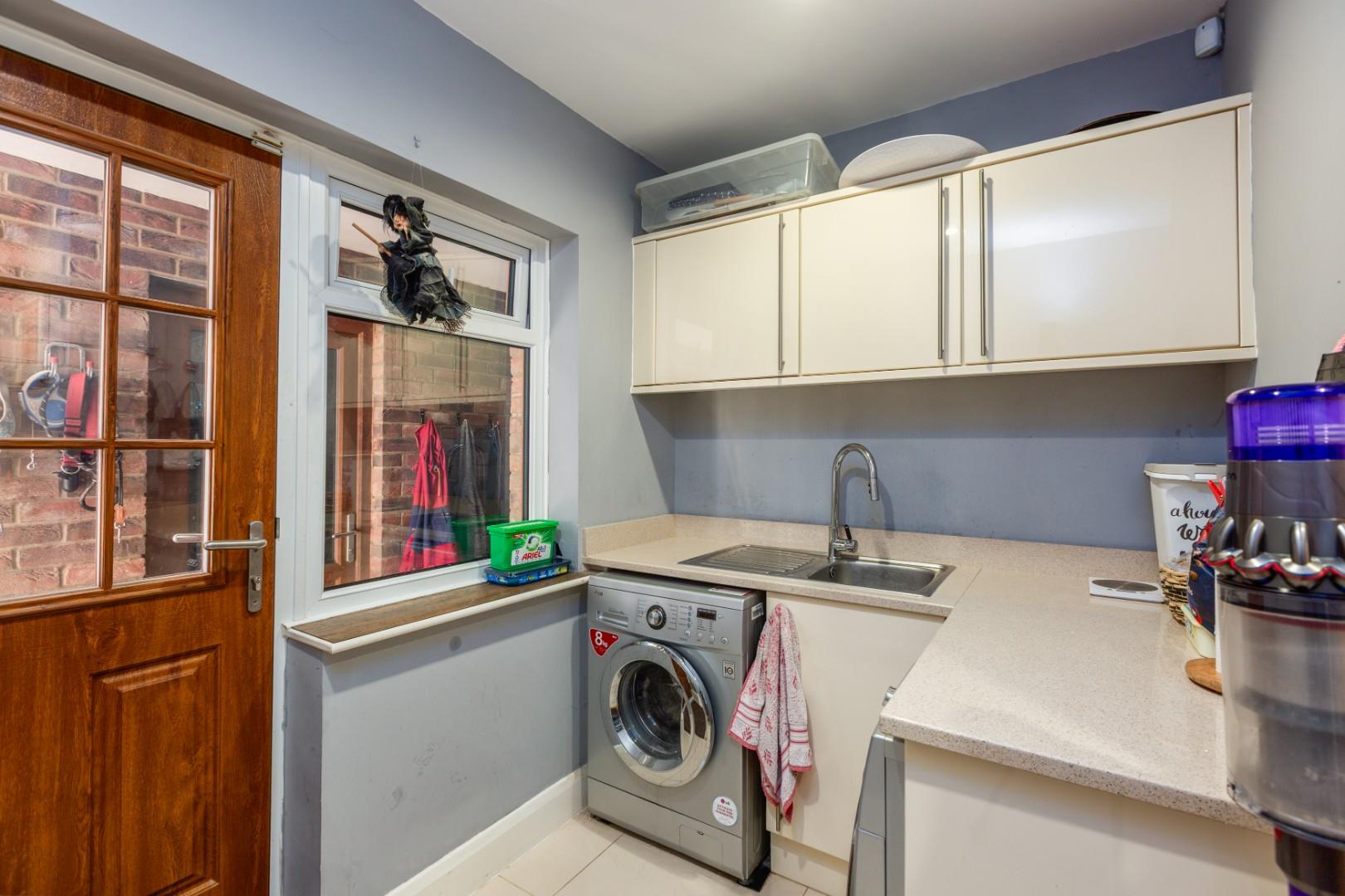 Moorland Avenue, Newton, Mumbles, SA3 4UA